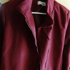 Woman's Fall Coat-Maroon-Medium